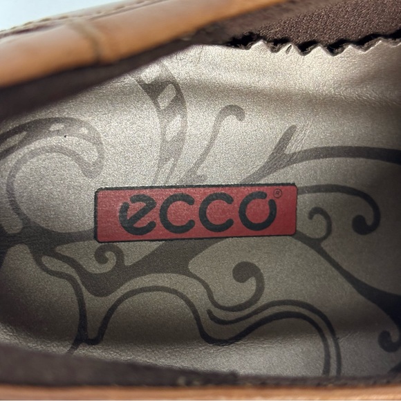 Ecco Light Leather Loafers Low Heel Comfort Derby Shoes Brown Sz US 8-8.5 EU 39 - Picture 13 of 15